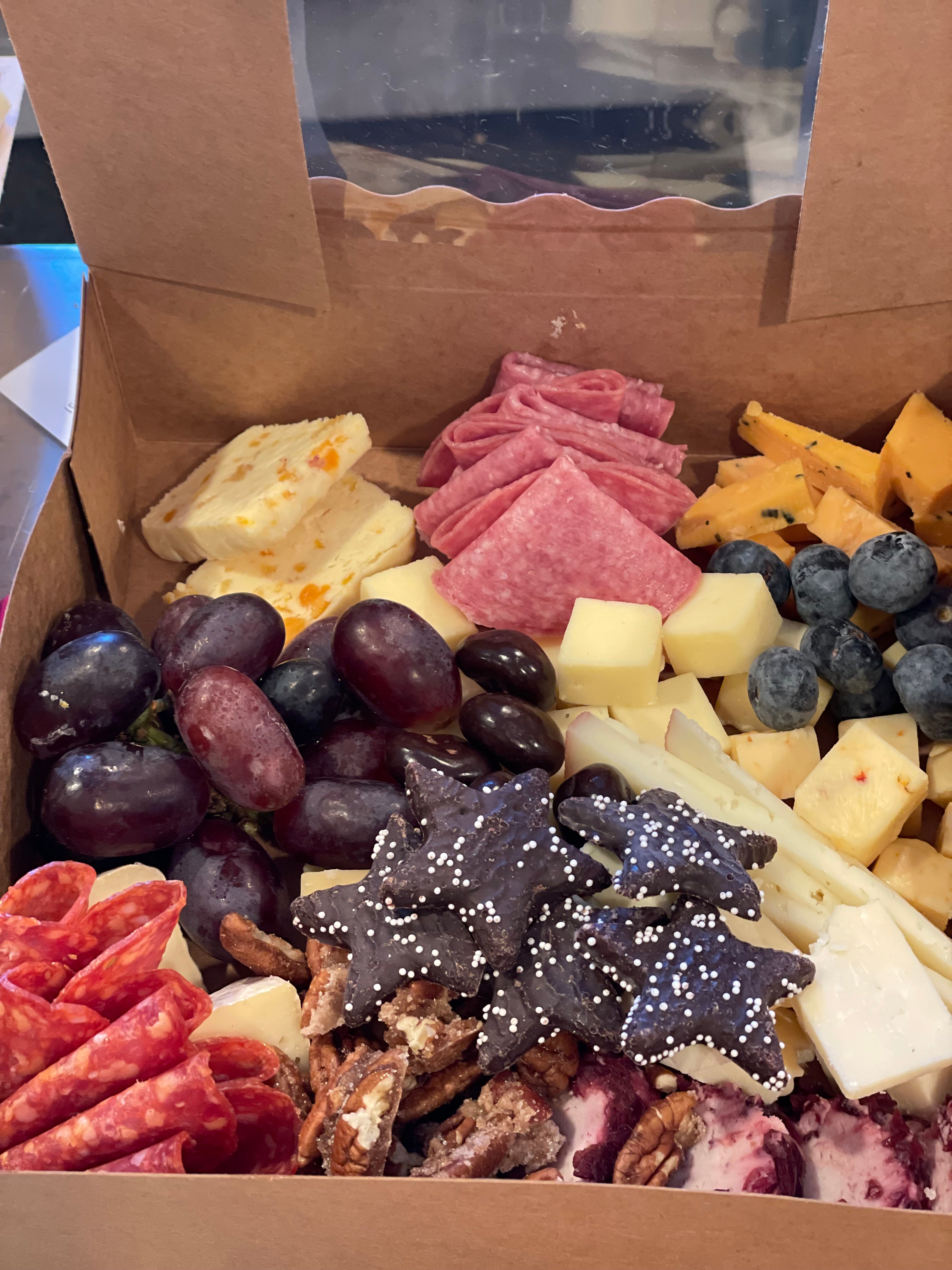 SnackleBox – Sara's Boxes and Boards